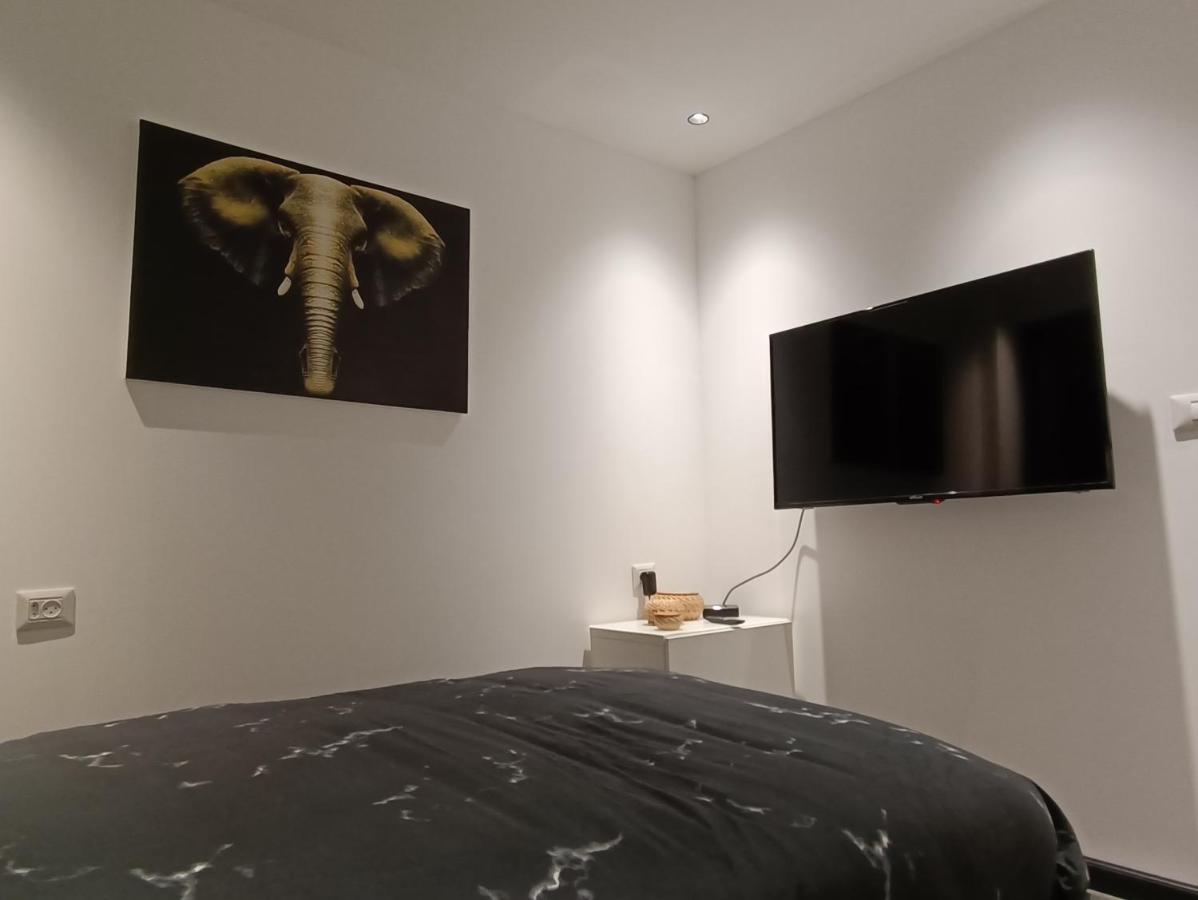 Luxury Aparment 5 Room 2 Minutes From The Beach Bat Yam Eksteriør billede