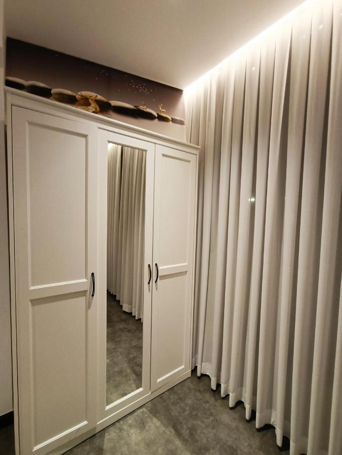 Luxury Aparment 5 Room 2 Minutes From The Beach Bat Yam Eksteriør billede
