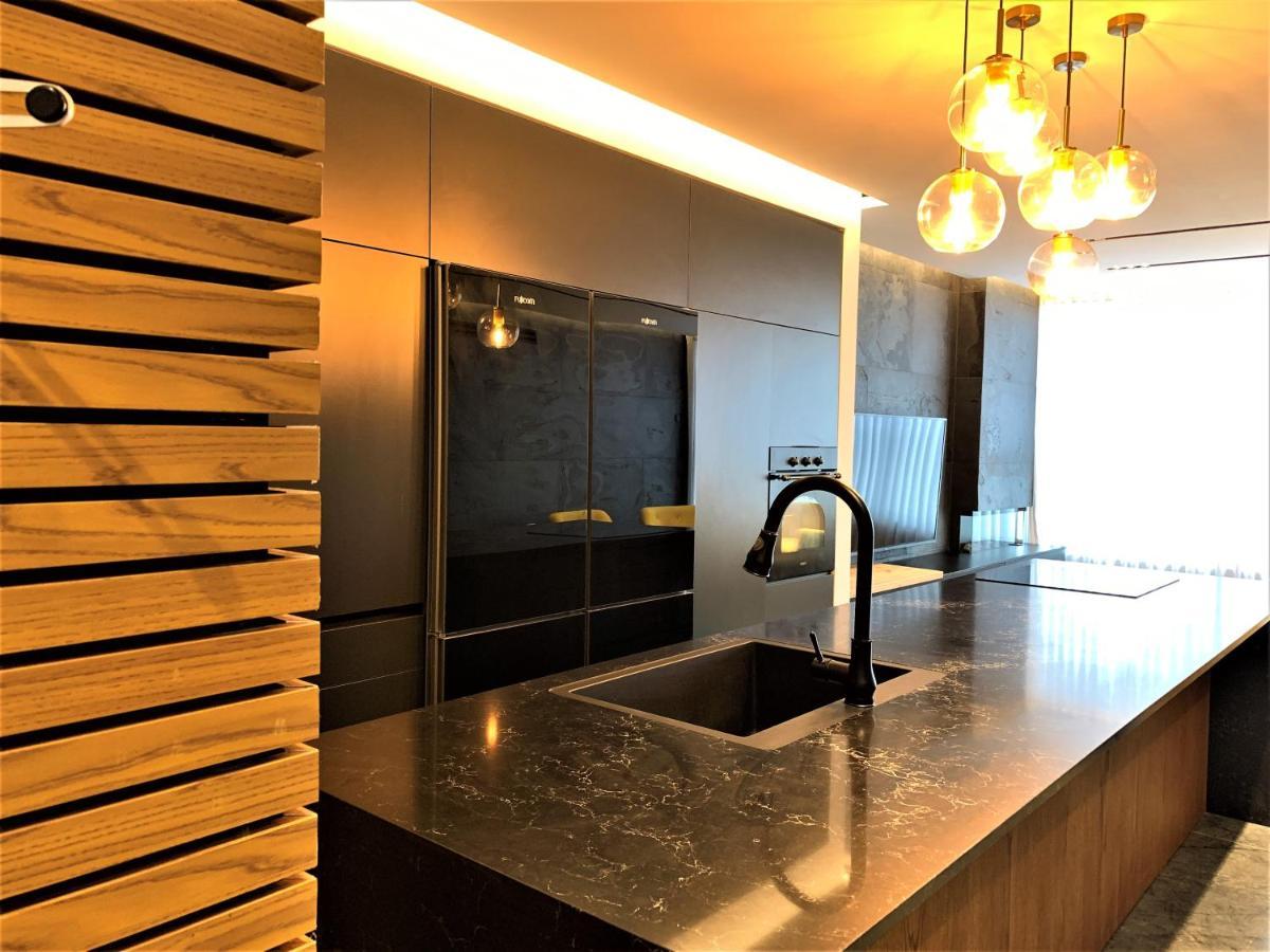 Luxury Aparment 5 Room 2 Minutes From The Beach Bat Yam Eksteriør billede