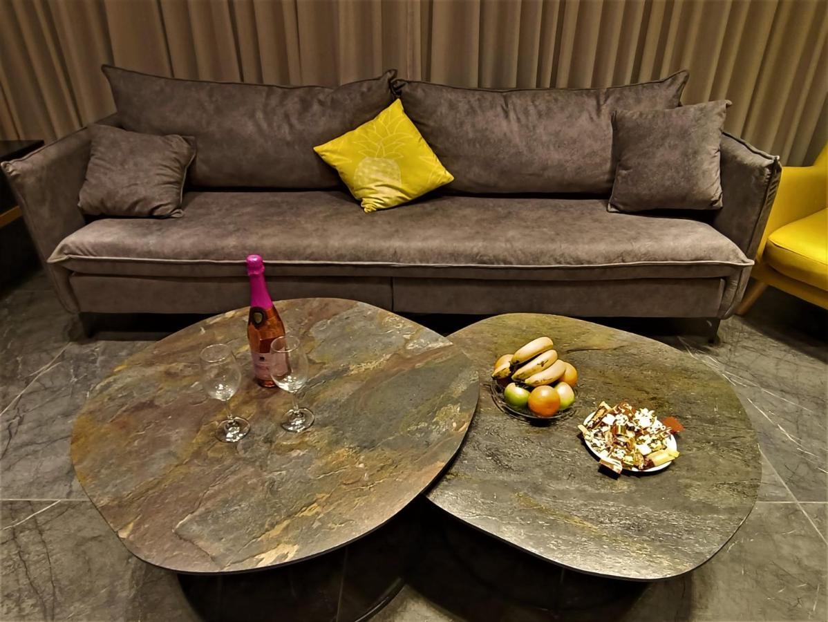 Luxury Aparment 5 Room 2 Minutes From The Beach Bat Yam Eksteriør billede
