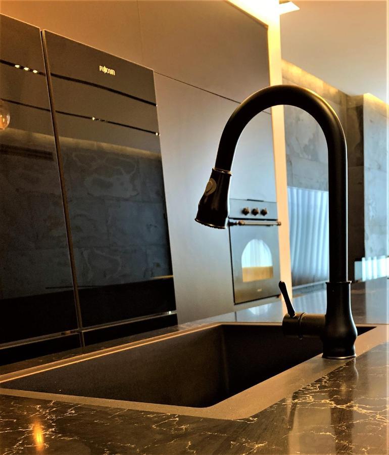 Luxury Aparment 5 Room 2 Minutes From The Beach Bat Yam Eksteriør billede