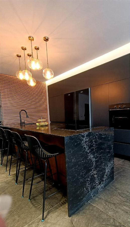Luxury Aparment 5 Room 2 Minutes From The Beach Bat Yam Eksteriør billede